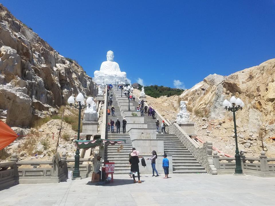 tượng Phật ngồi Thích Ca Mâu Ni lớn nhất Đông Nam Á 