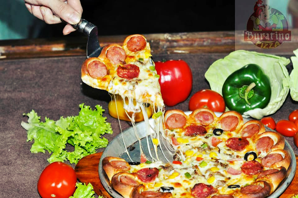 Phô mai ngập tràn - Ảnh: Buratino Pizza