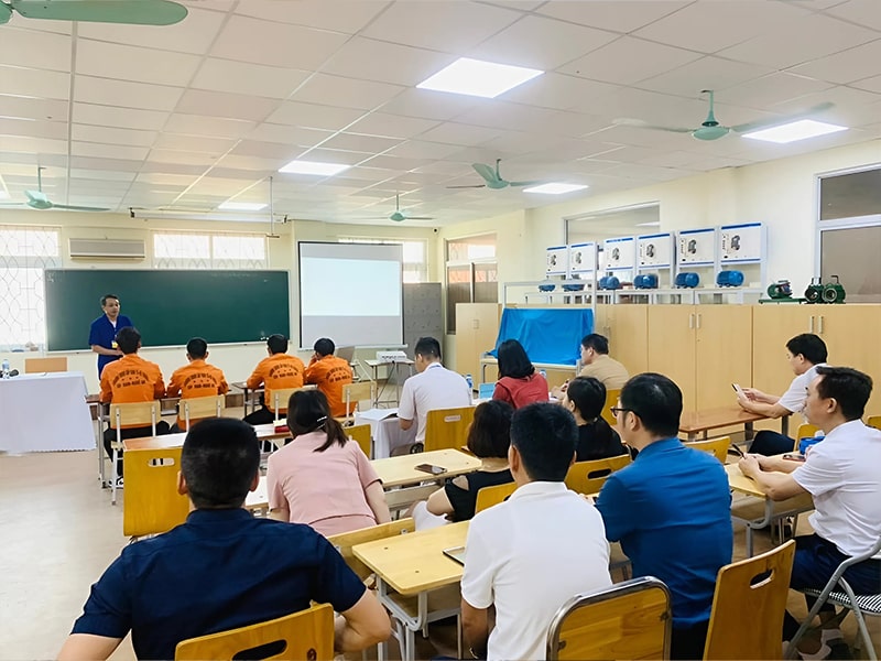 Top 8 Trường Dạy Nghề Điện Công Nghiệp Tốt Nhất Ở Nghệ An 22 truong trung cap kinh te ky thuat tay nam nghe an