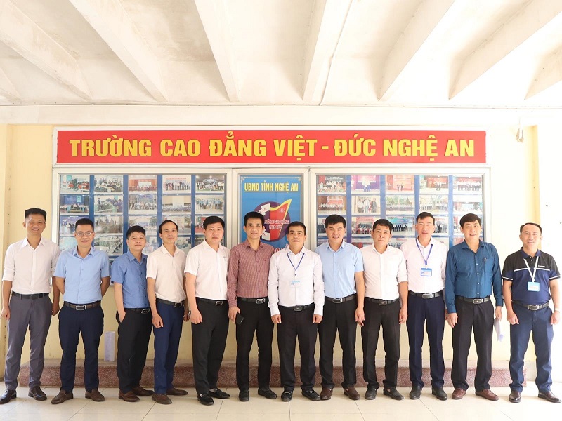 Top 5 Trường Dạy Nghề Thiết Kế Đồ Họa Uy Tín Ở Nghệ An 12 truong cao dang nghe viet duc nghe an